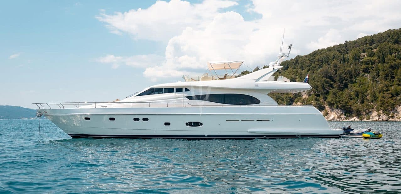 Motor yacht HASARD 22.03m by Ferretti