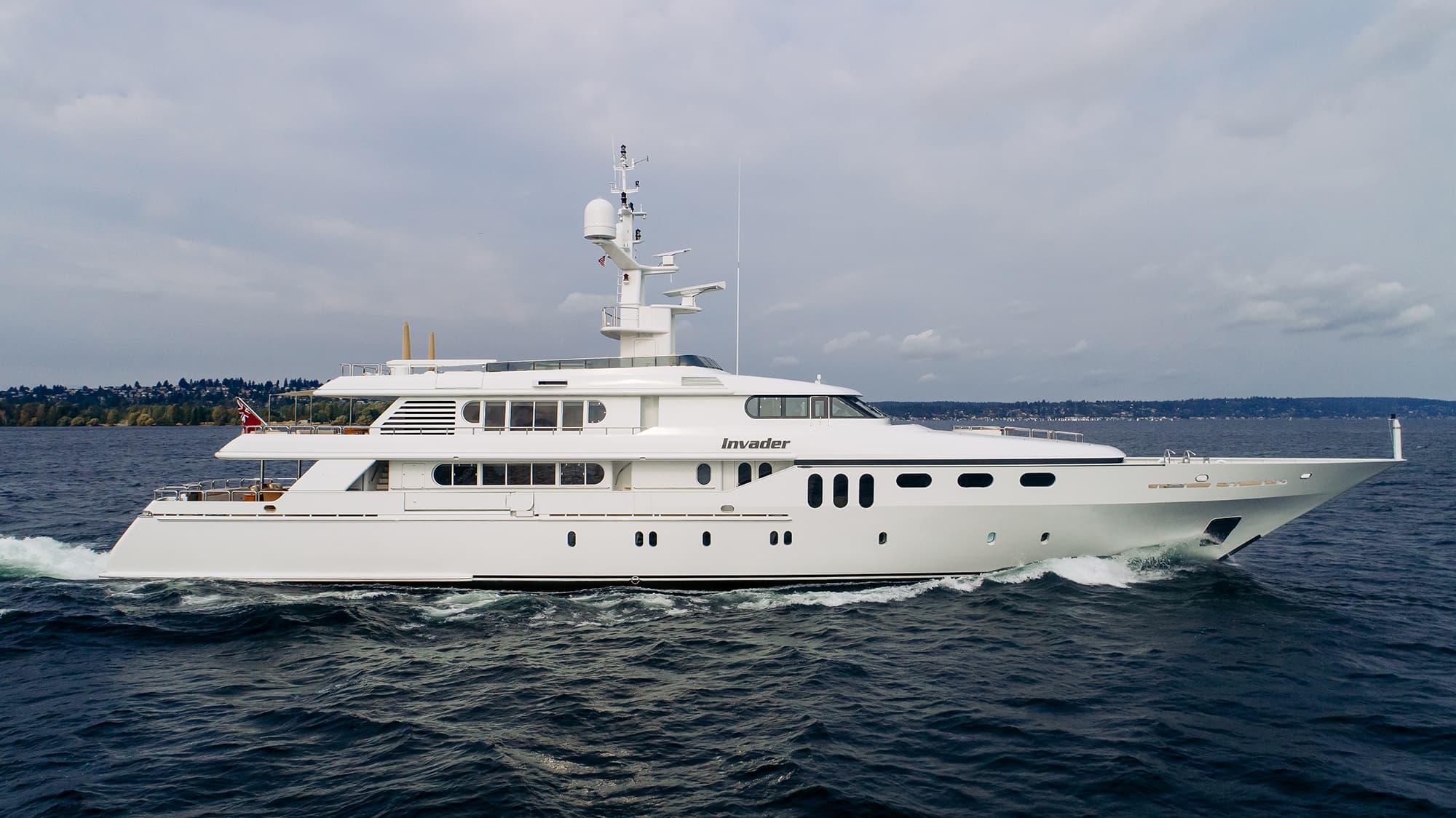 Motor yacht INVADER 50m