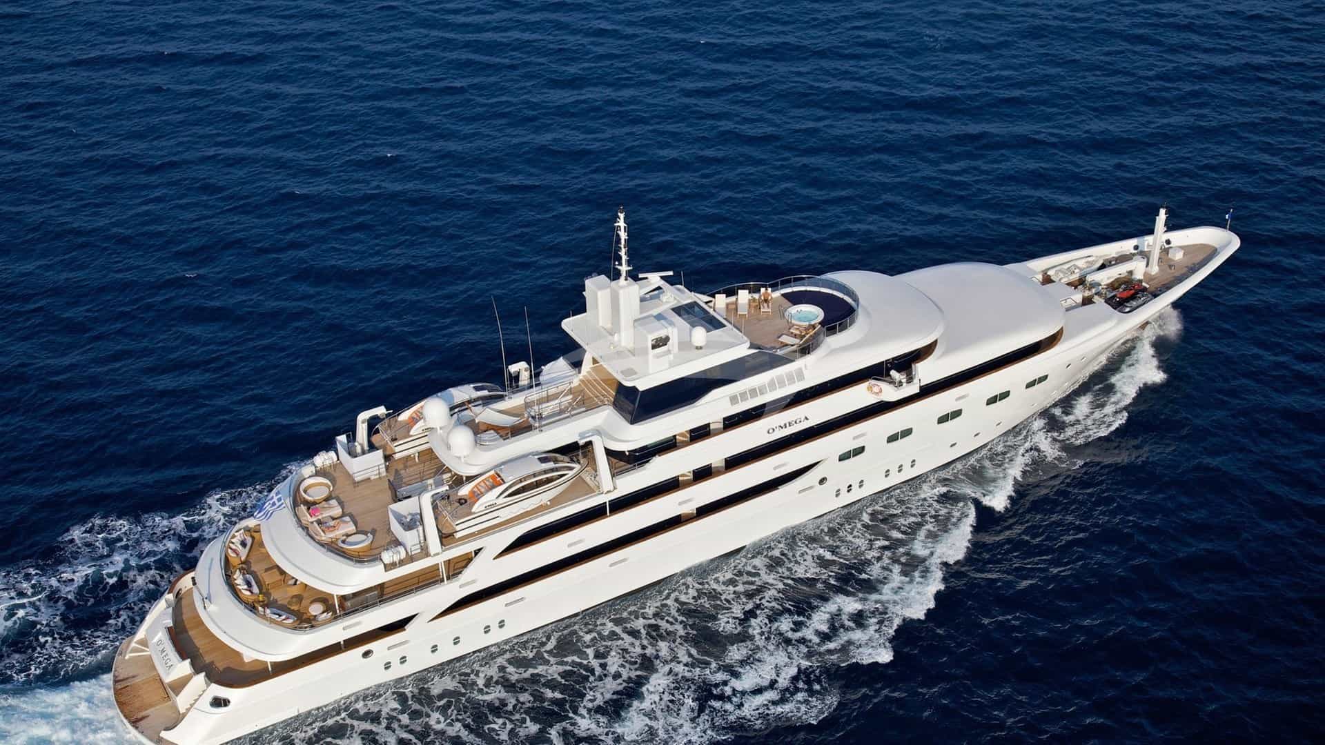 EMIR — yacht charter in Athens Riviera