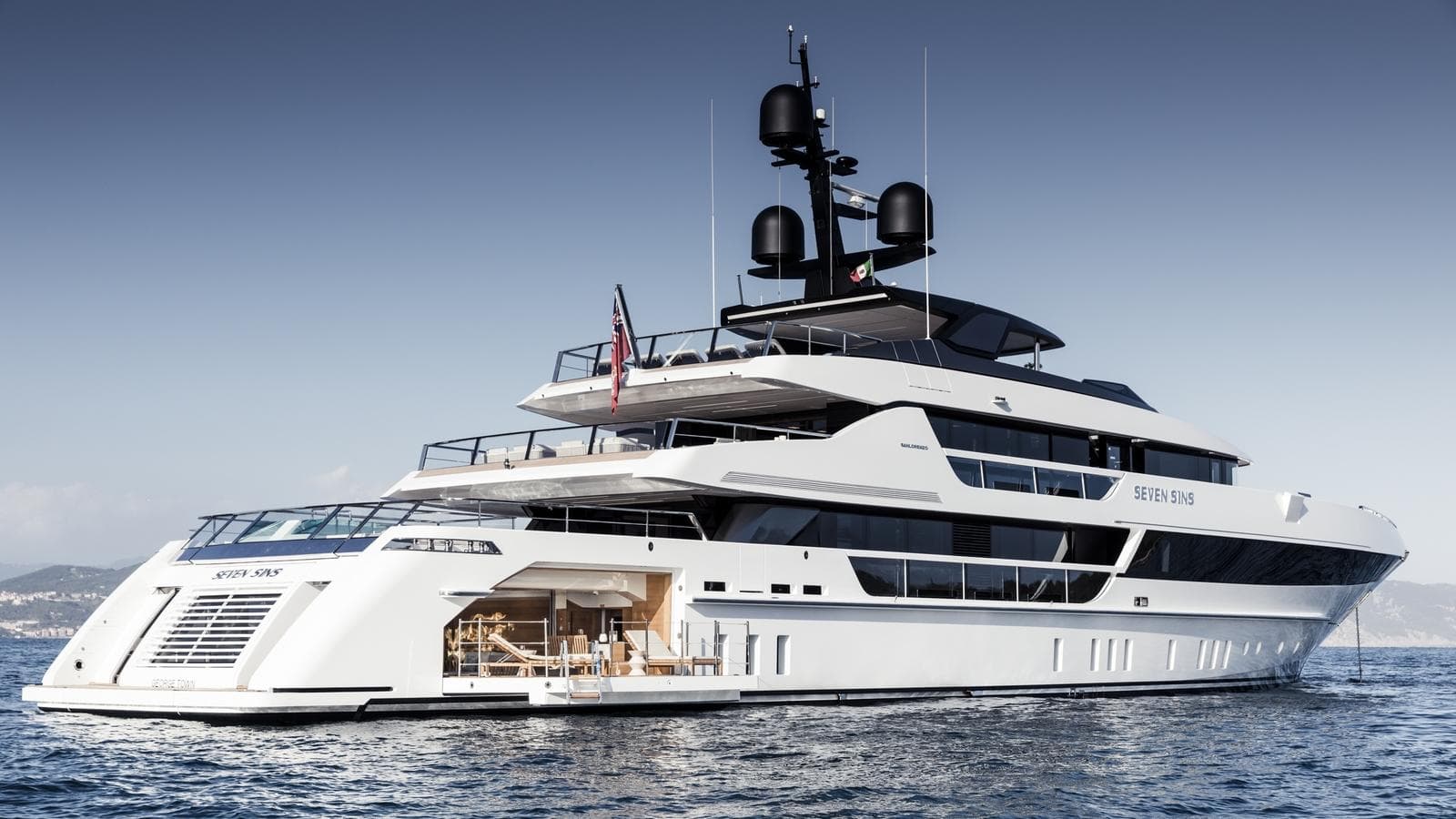 Motor yacht SEVEN SINS 52m
