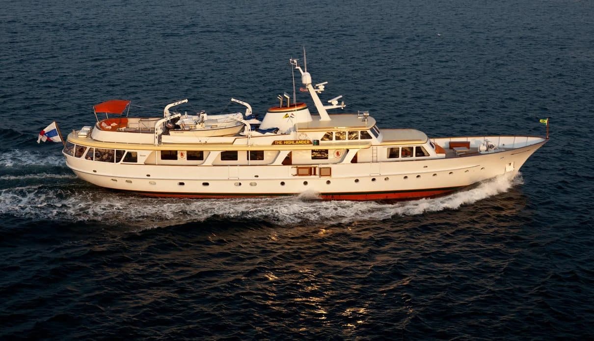 Motor Yacht HIGHLANDER available for charter