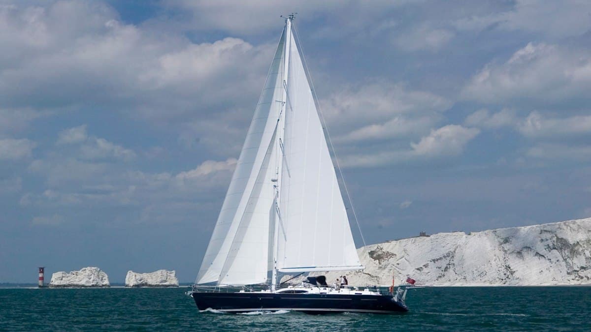 MUSTIQUE — yacht charter in Mediterranean