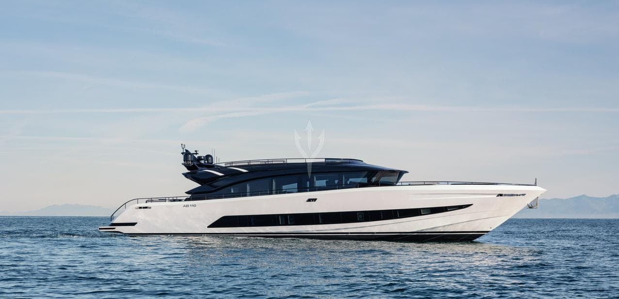 Motor yacht 50 SHADES OF PLAY 33.7m