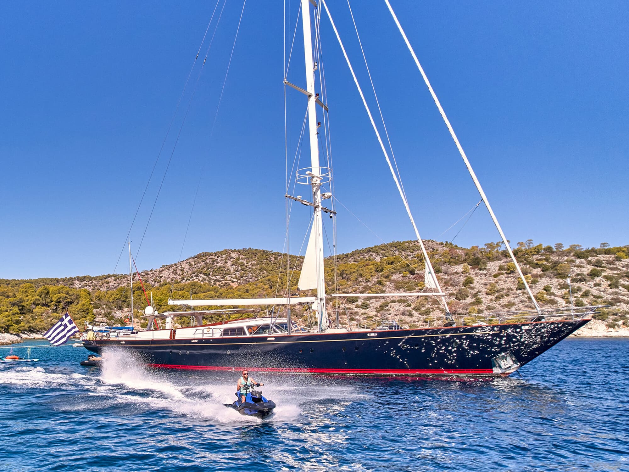 Sailing yacht GITANA