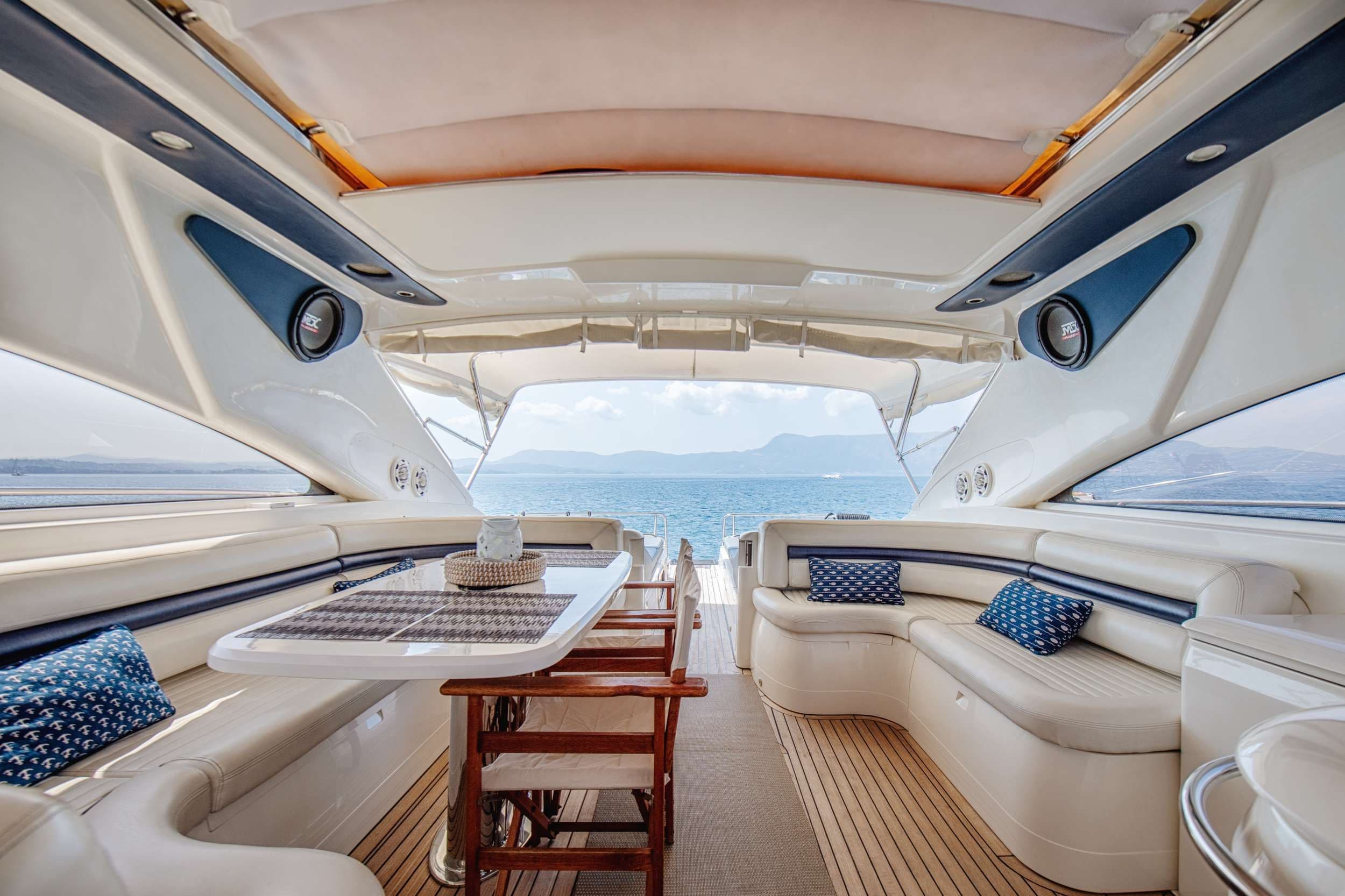 Motor yacht EVENIA 20.4m