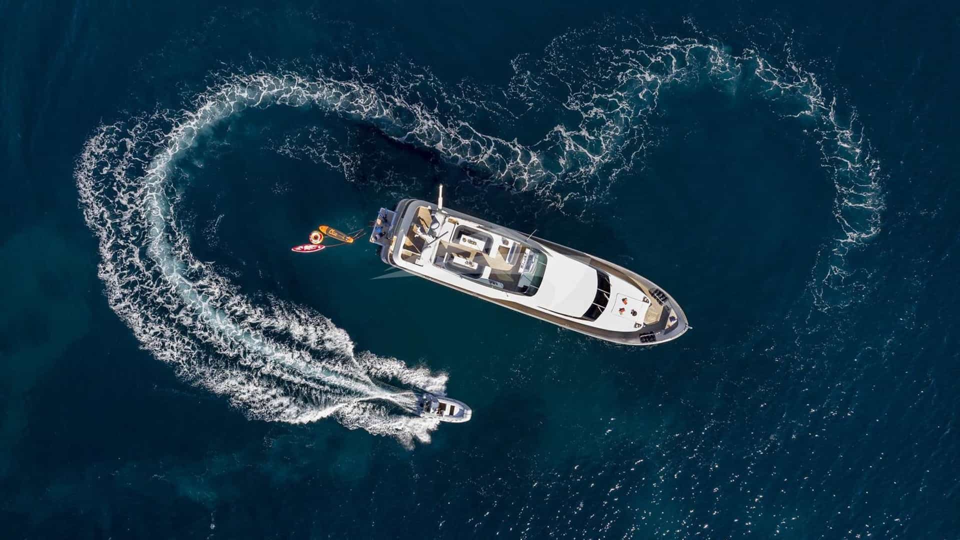 Motor yacht Andilis 27.4m