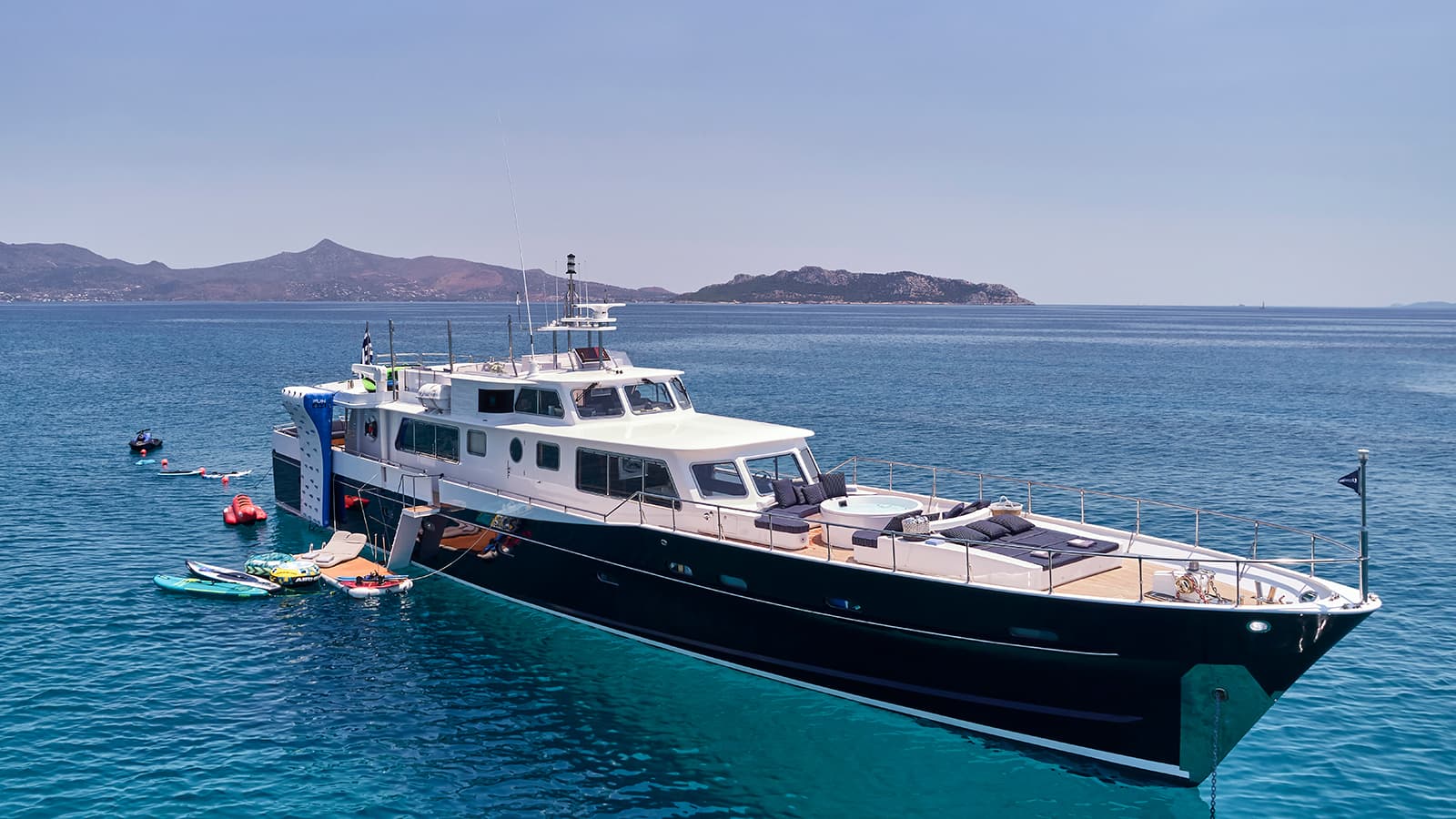 Motor yacht ALAYA 33m