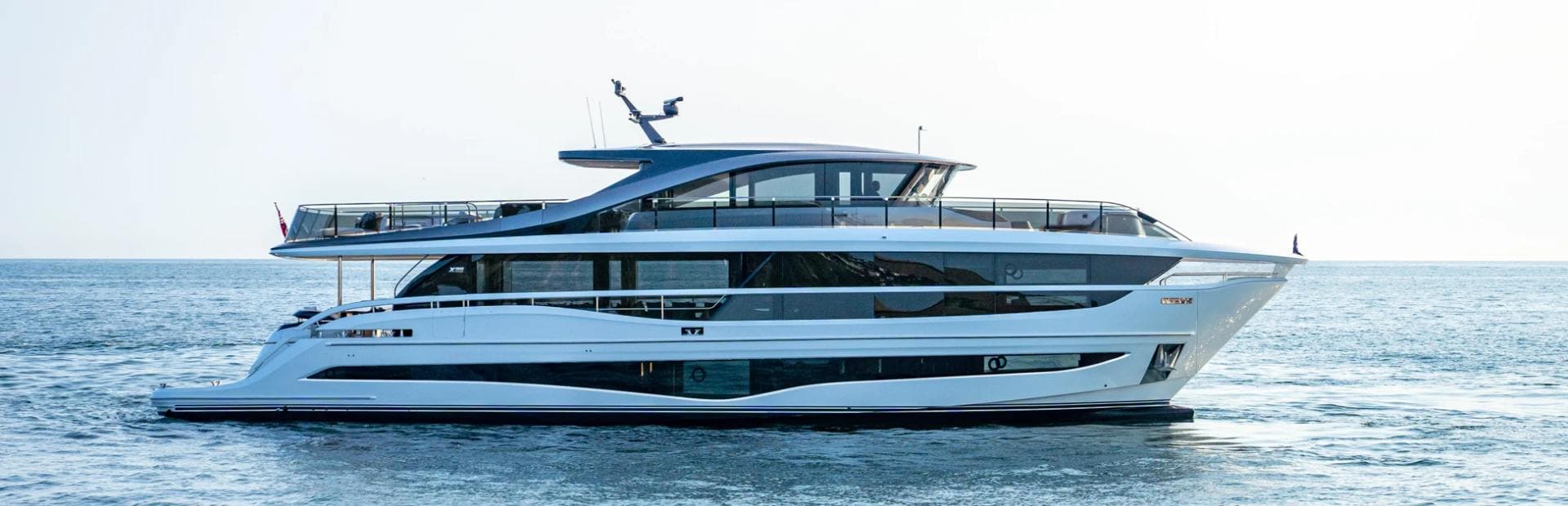 Motor yacht VISTA 23.93m