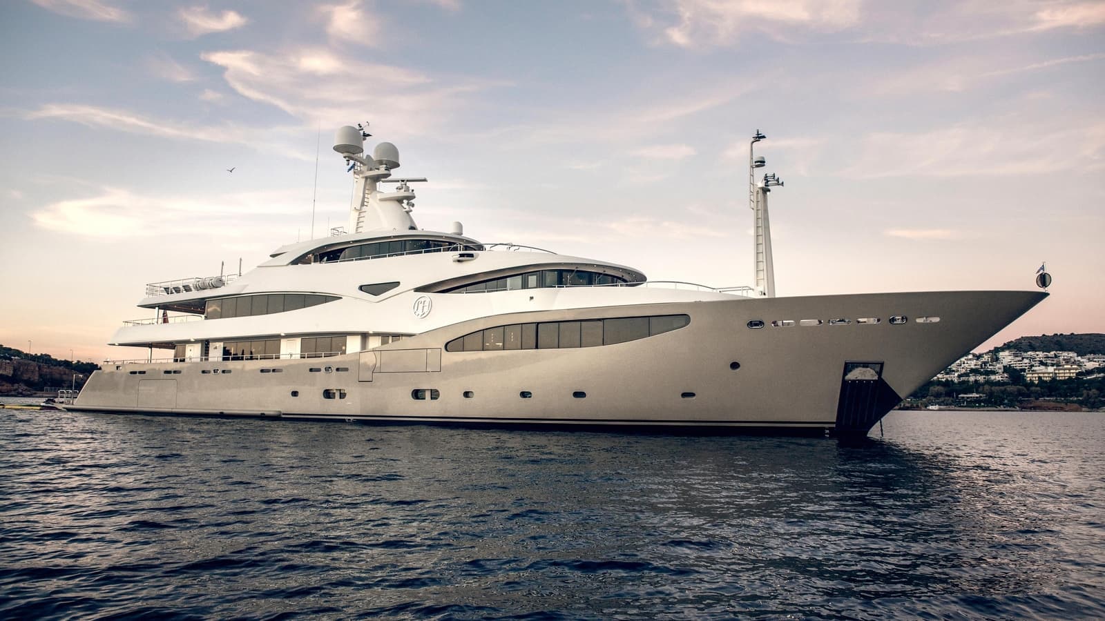 Motor yacht ELENI 60 60m