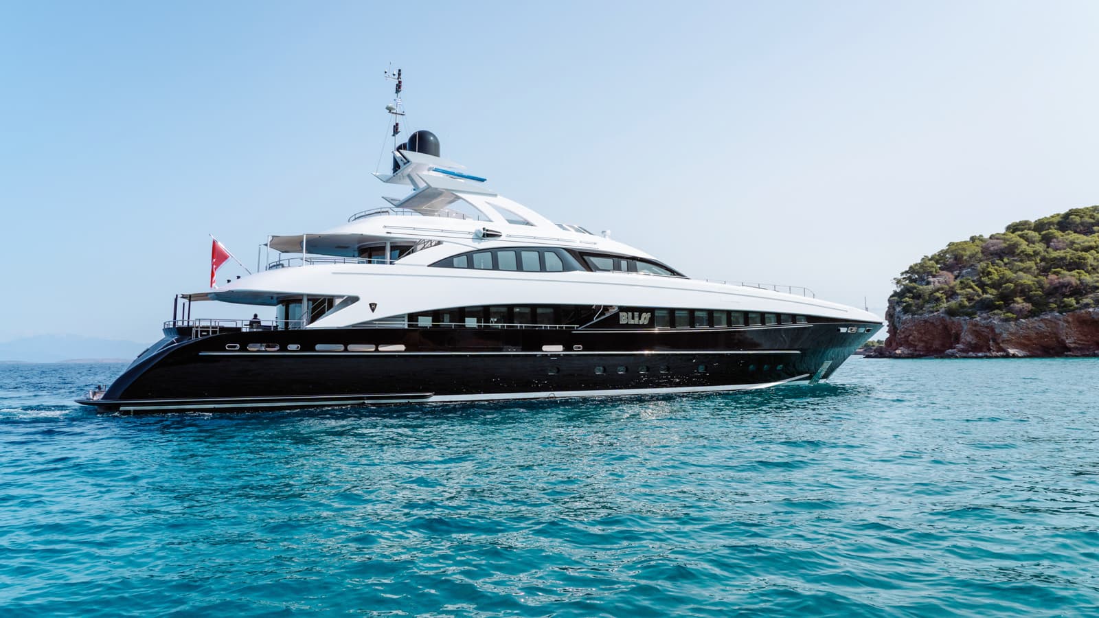 Motor yacht BLISS 44.17m