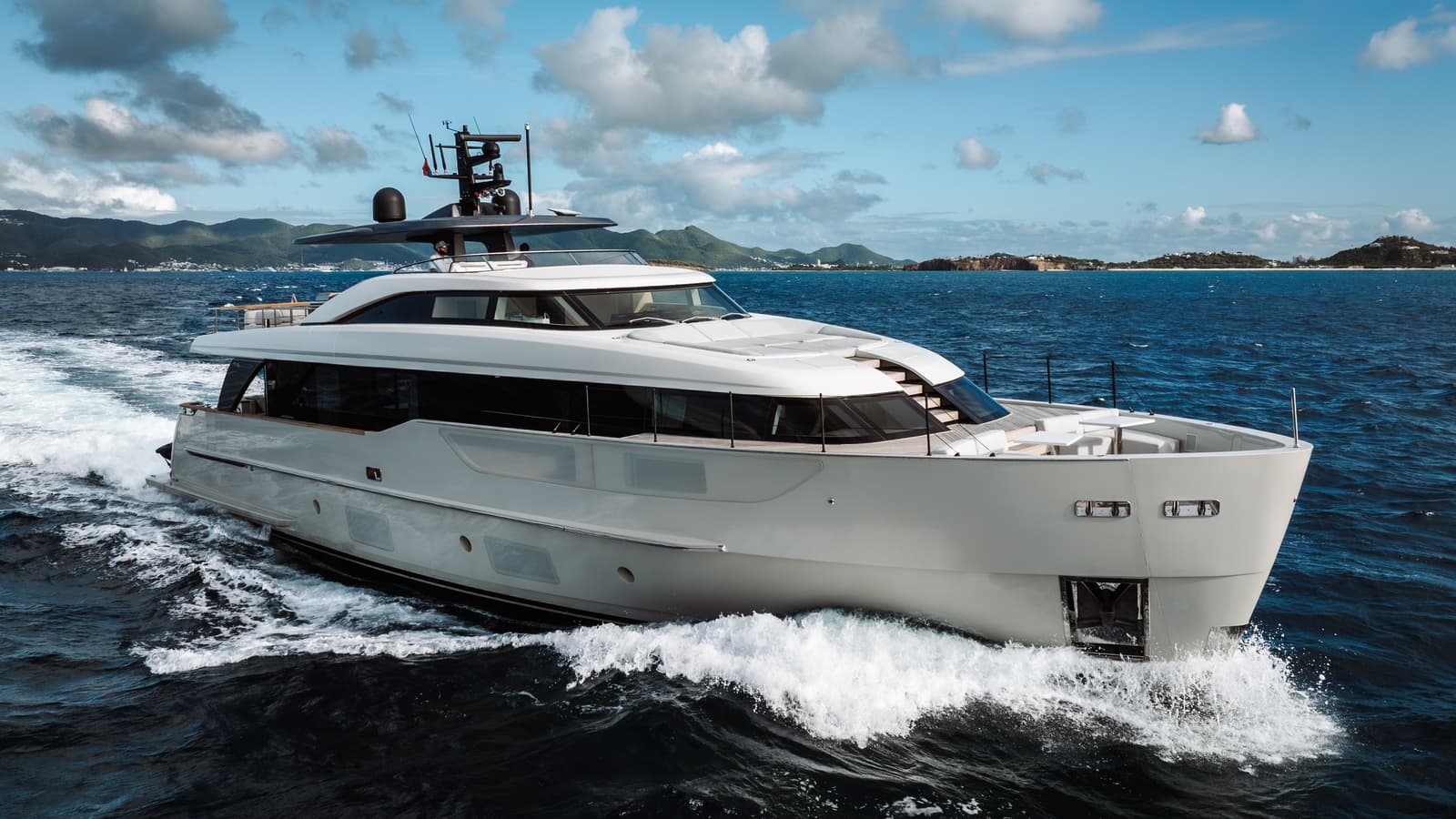 Motor yacht LAILA 27.43m