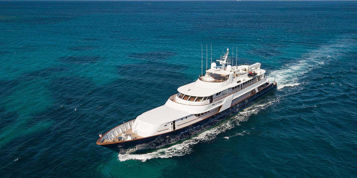 Motor yacht WIND OF FORTUNE 52.1m