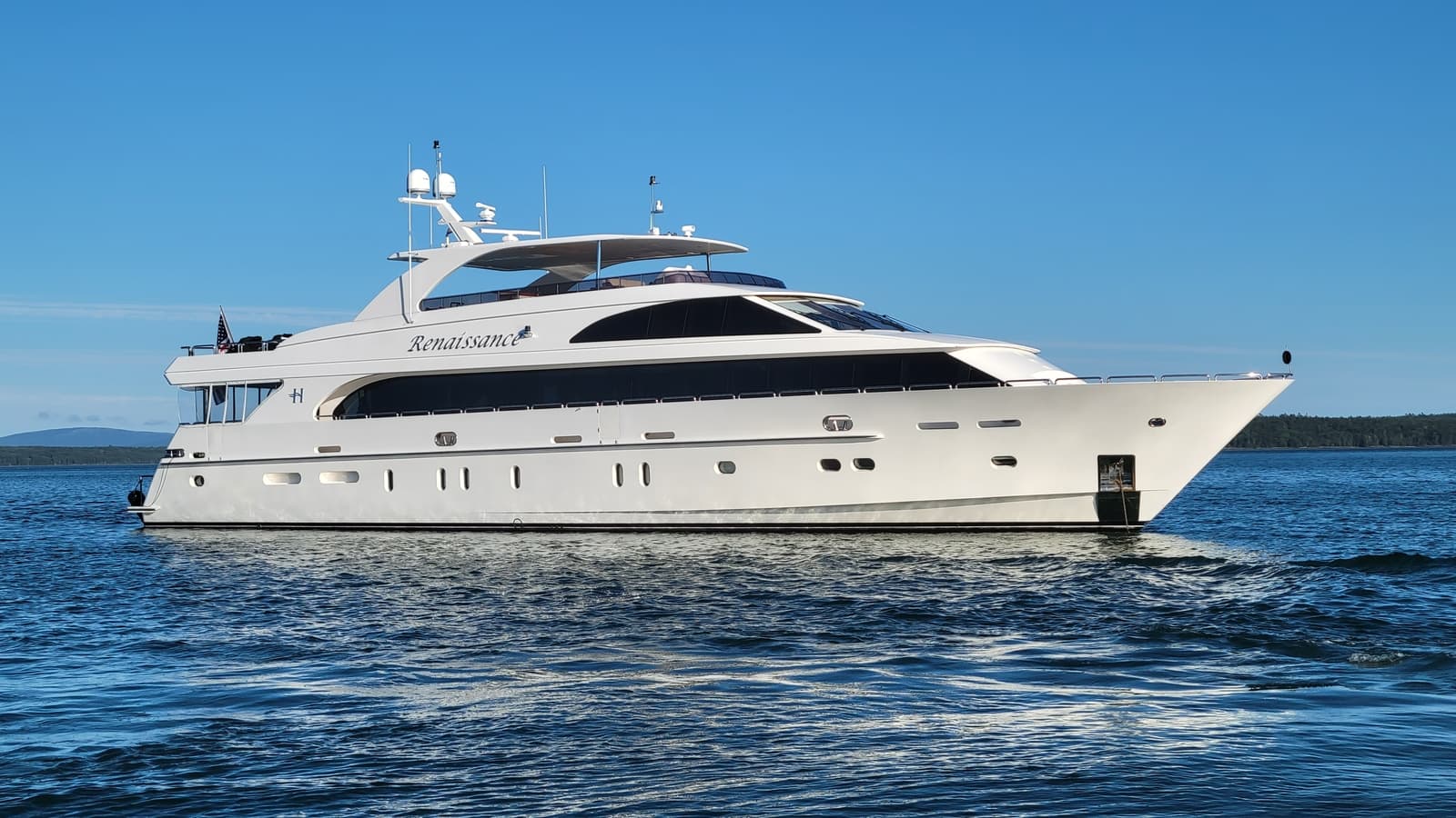 Motor yacht RENAISSANCE 35.36m