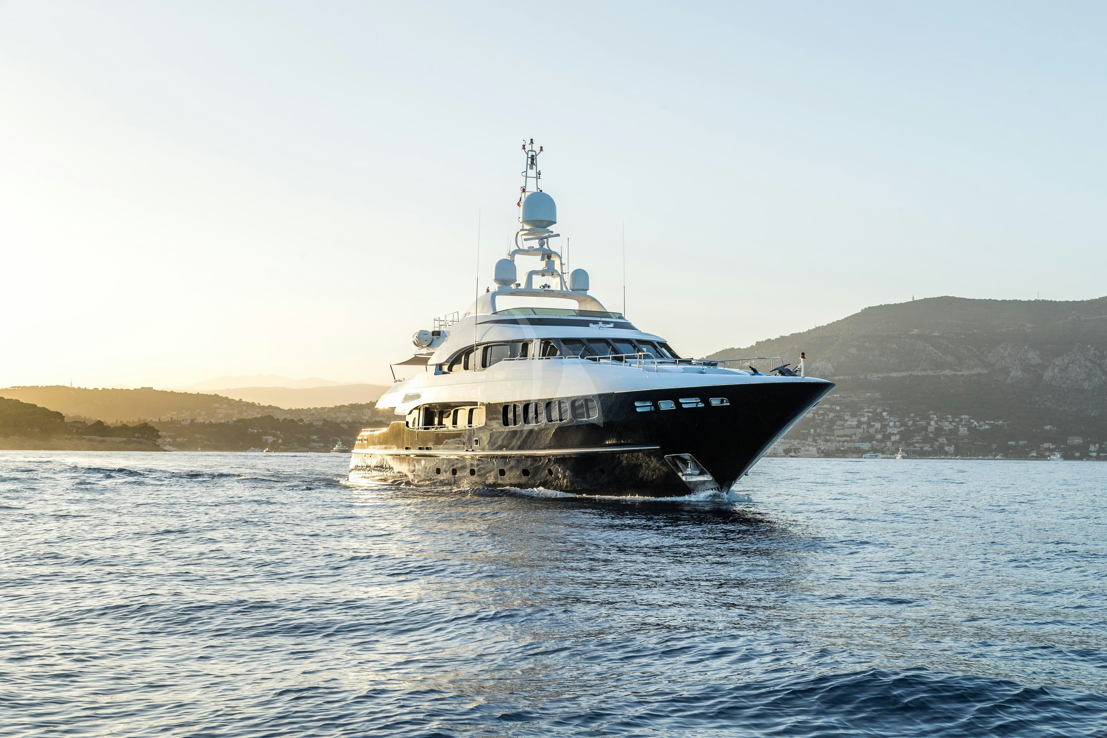 Mondomarine yachts